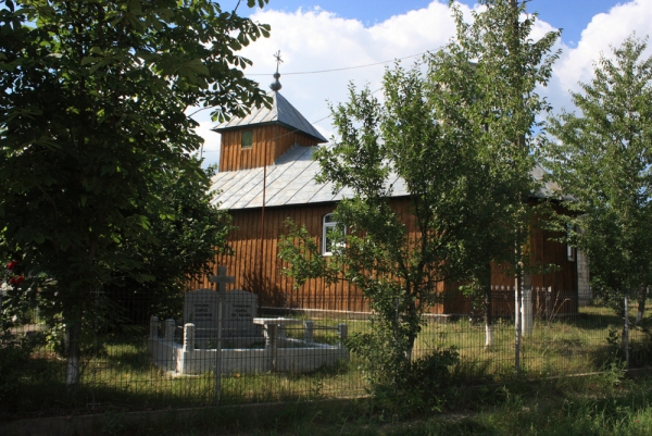 Biserici din comuna Viisoara, judetul Botosani (Biserica din Cuza Voda)