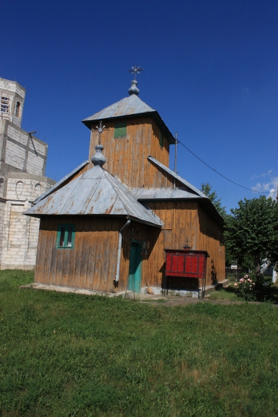 Biserici din comuna Viisoara, judetul Botosani (Biserica din Cuza Voda)